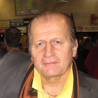 Juhani Tamminen Autograph Profile