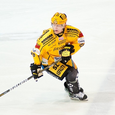 Jukka Hentunen Autograph Profile