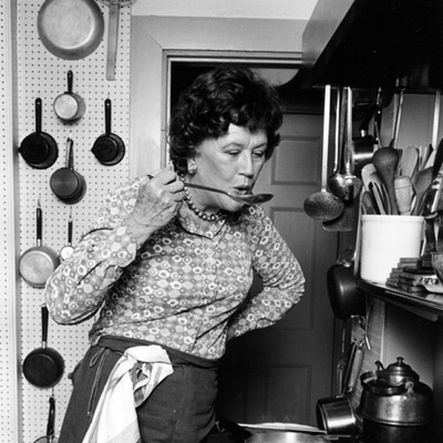 Julia Child Autograph Profile