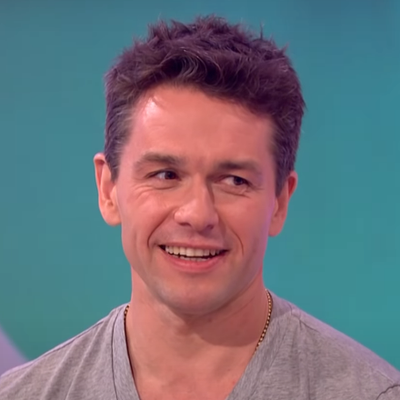 Julian Ovenden Autograph Profile