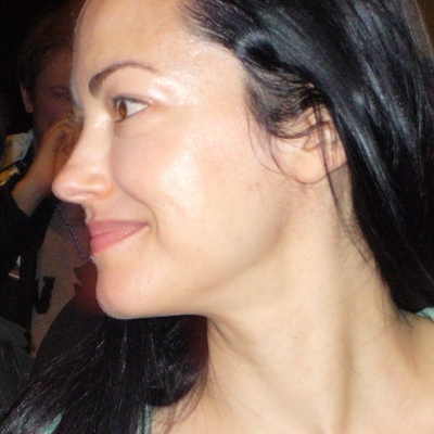 Julie Dreyfus Autograph Profile