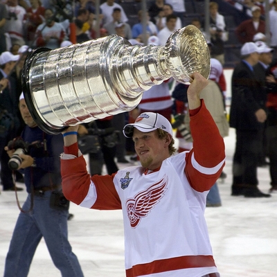Justin Abdelkader Autograph Profile