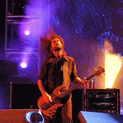 Justin Chancellor Autograph Profile