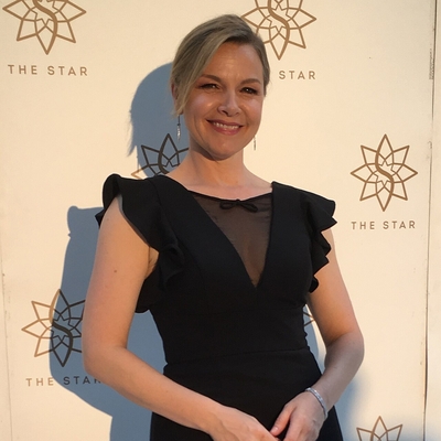 Justine Clarke Autograph Profile