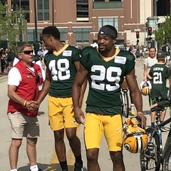 Ka'dar Hollman