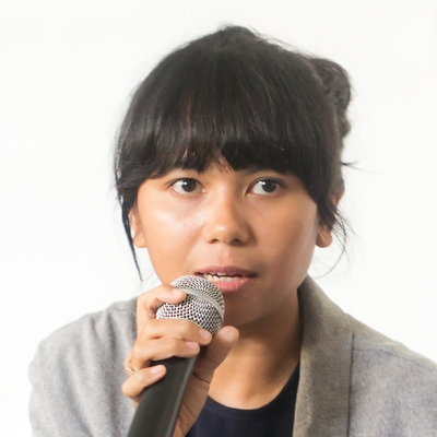 Kamila Andini Autograph Profile