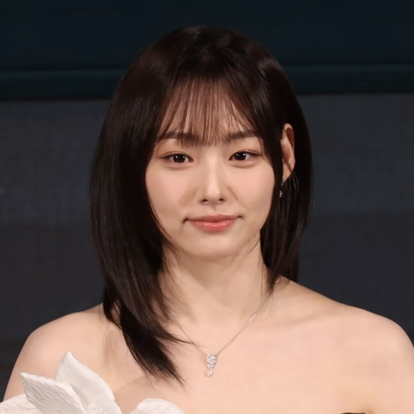 Kang Mi-na