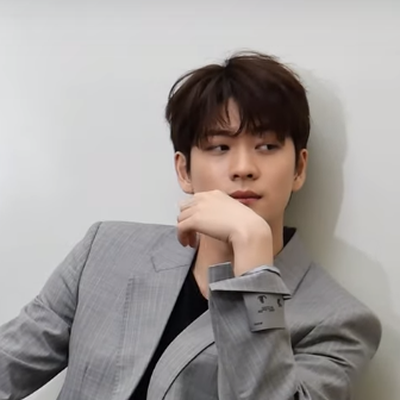 Kang Tae-oh Autograph Profile