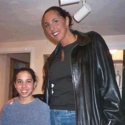 Kara Wolters Autograph Profile