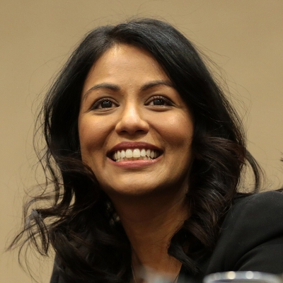 Karen David Autograph Profile