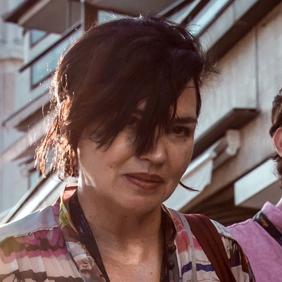 Karen Duffy Autograph Profile