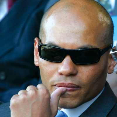 Karim Wade Autograph Profile