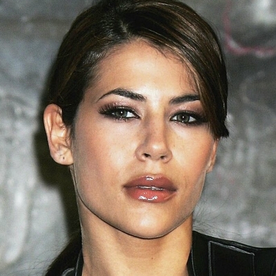 Karima McAdams Autograph Profile