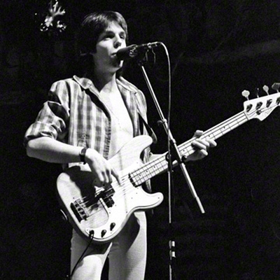 Kasim Sulton Autograph Profile