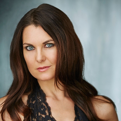 Katarina Waters Autograph Profile