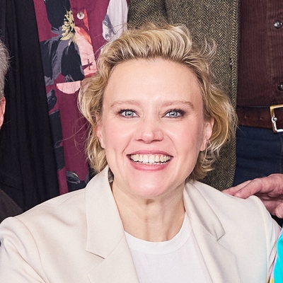 Kate McKinnon Autograph Profile