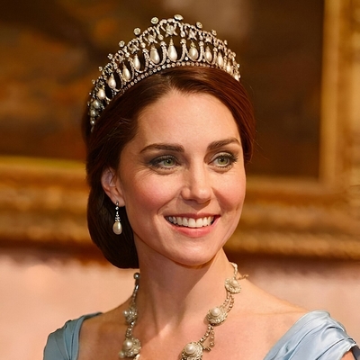 Kate Middleton Autograph Profile