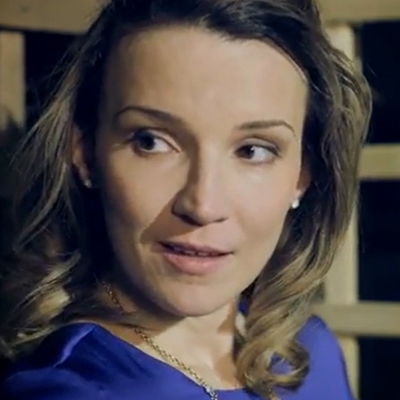 Kate Sissons Autograph Profile