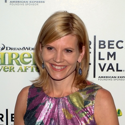 Kate Snow Autograph Profile