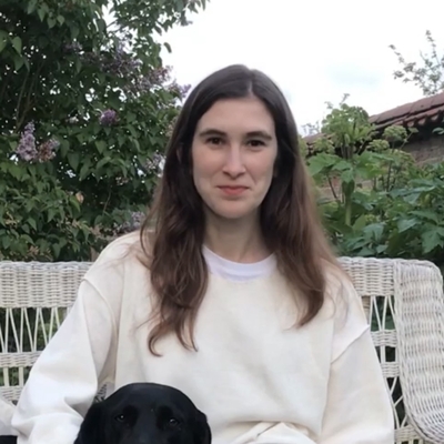 Katherine Rundell Autograph Profile