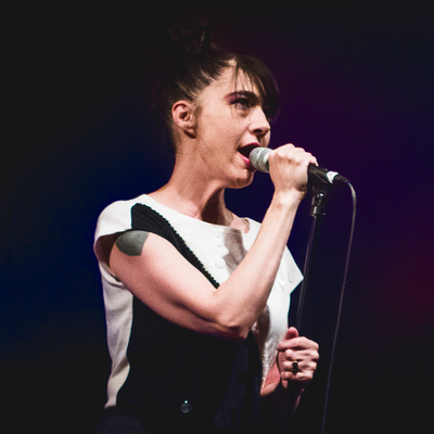 Kathleen Hanna Autograph Profile