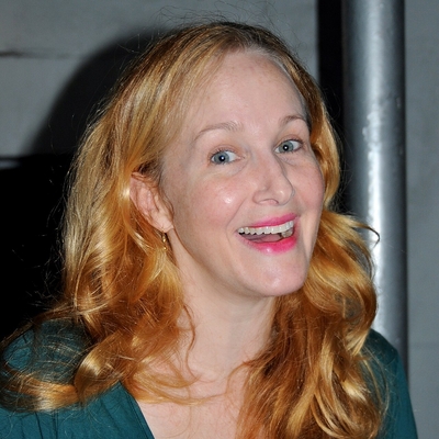 Katie Finneran Autograph Profile