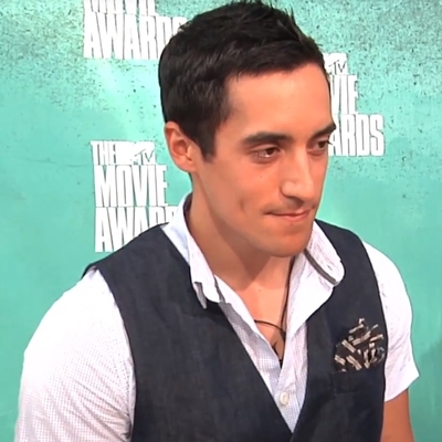 Keahu Kahuanui Autograph Profile