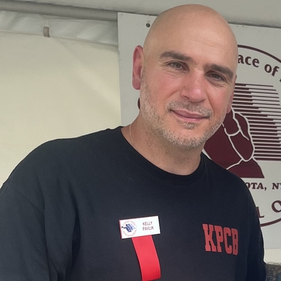 Kelly Pavlik Autograph Profile