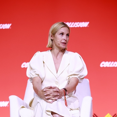 Kelly Rutherford Autograph Profile