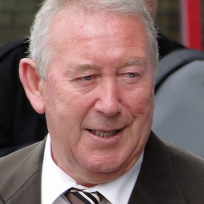 Ken Brown Autograph Profile