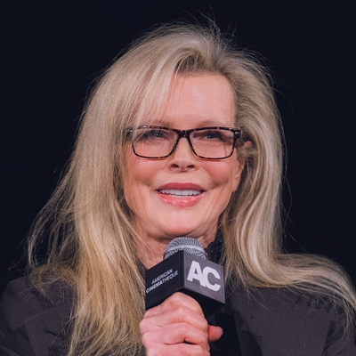 Kim Basinger Autograph Profile