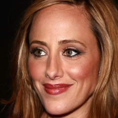 Kim Raver