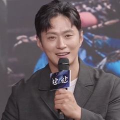Kim Sung-kyu