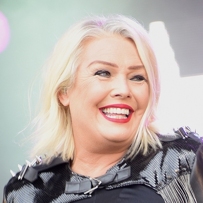 Kim Wilde Autograph Profile