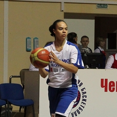 Kristi Toliver