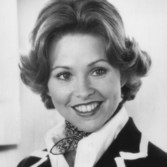 Lauren Tewes