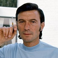 Laurence Harvey
