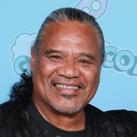 Lawrence Makoare