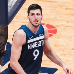 Leandro Bolmaro