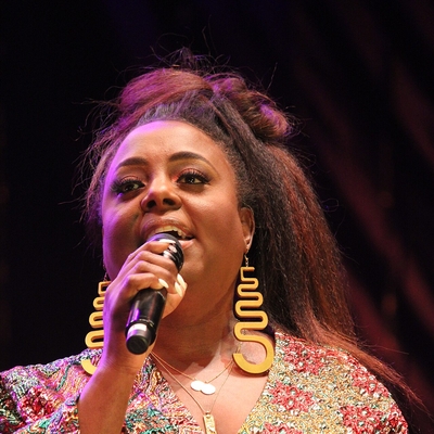 Ledisi Autograph Profile