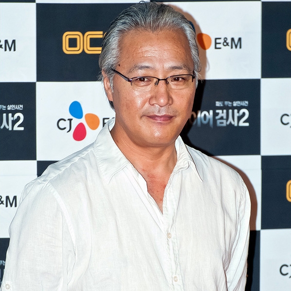 Lee Kyung-young