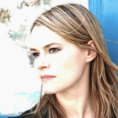 Leisha Hailey