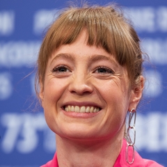 Leonie Benesch