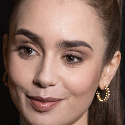 Lily Collins Autograph Profile