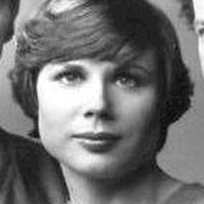 Linda Carlson