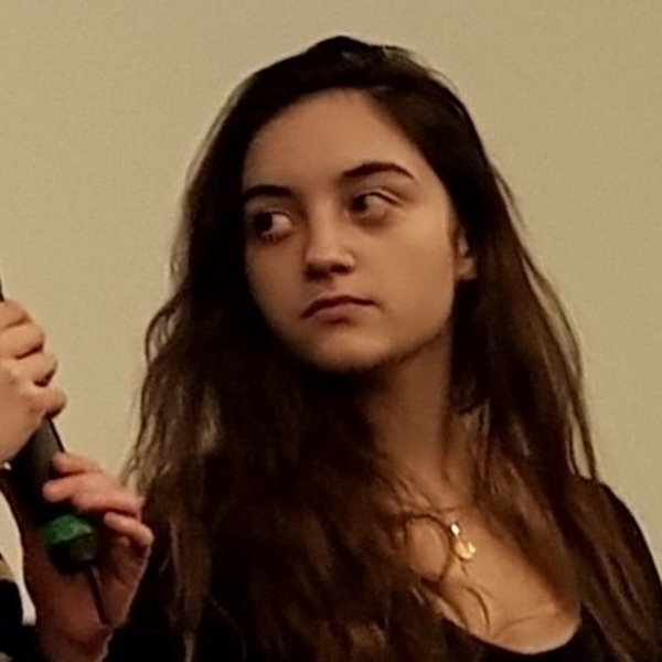 Luàna Bajrami