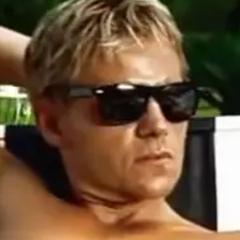 Marc Warren