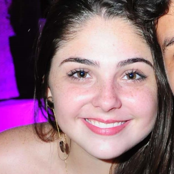 Marcela Barrozo