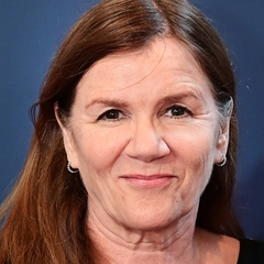 Mare Winningham