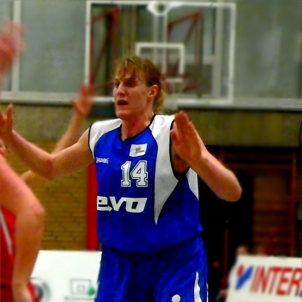 Marlies Askamp